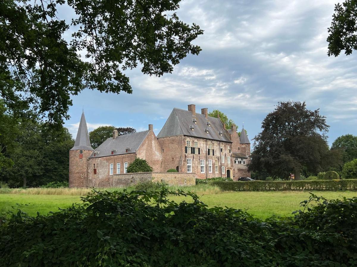Supergezellig Vakantiehuis Met Hele Grote Tuin Bij Nijmegen Евейк Екстер'єр фото